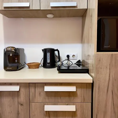 Social Pop Apartment *